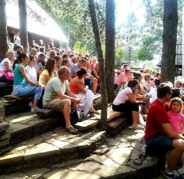 Apartmani Milic Sirogojno Exteriör bild