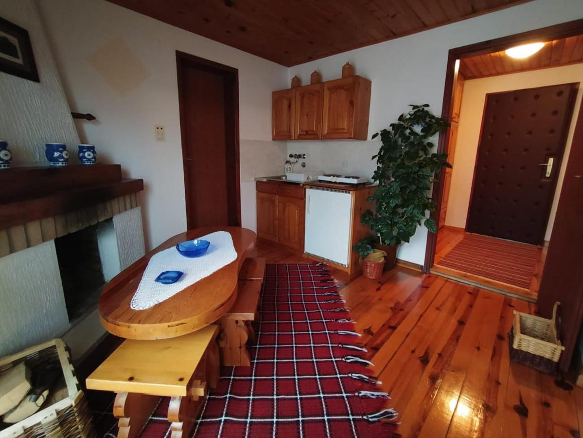 Apartmani Milic Sirogojno Exteriör bild
